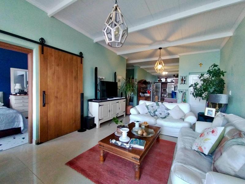 To Let 2 Bedroom Property for Rent in Hout Bay Western Cape